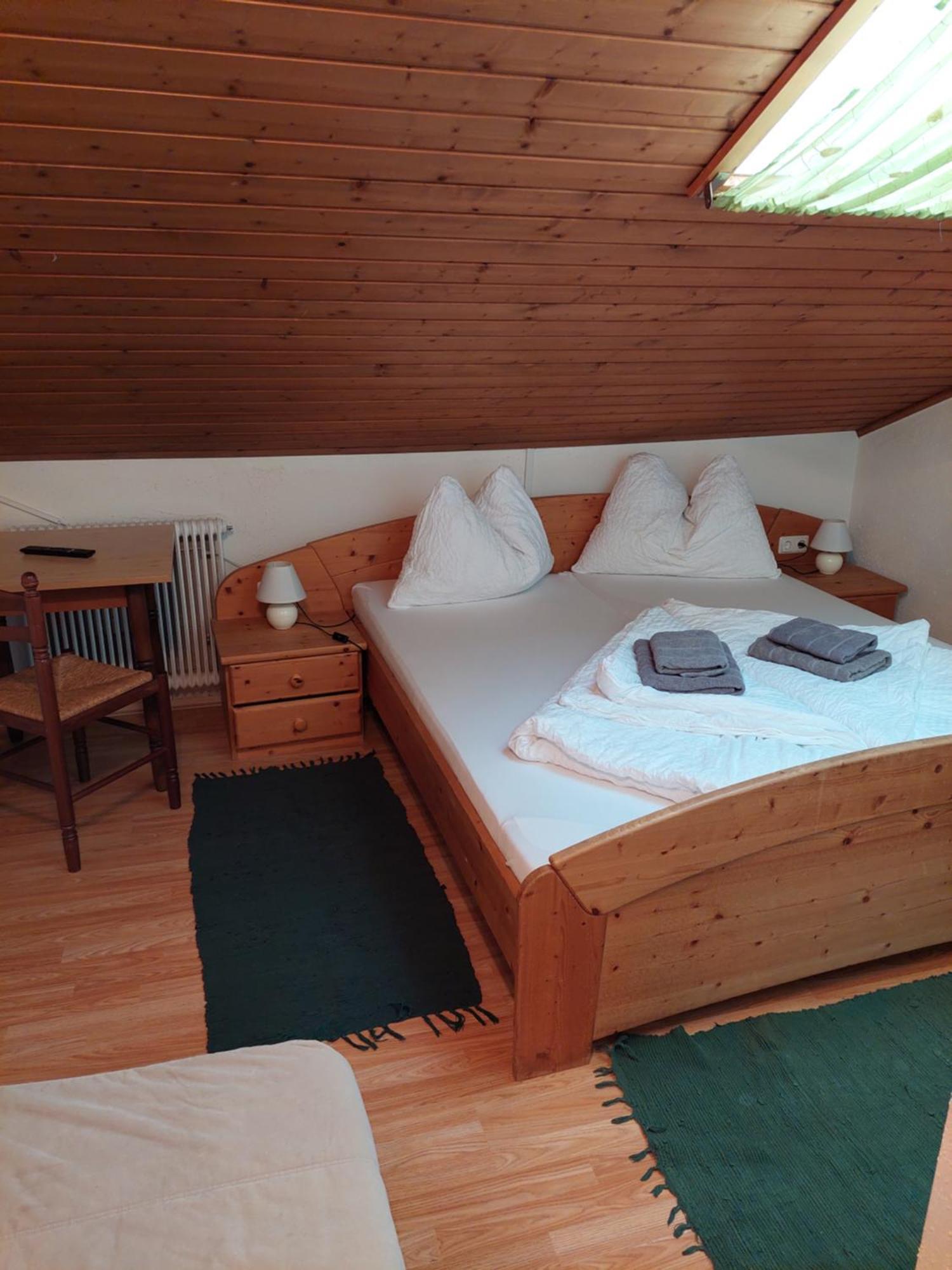 Gasthof Zur Post Taxenbach Room photo